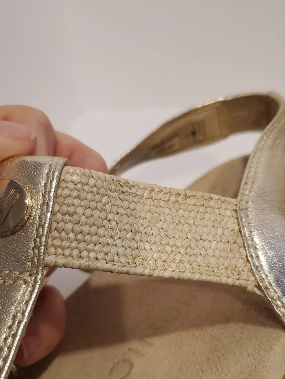 Vionic Brea Gold Metallic Leather Toe Post SlingBack Sandal Size 13 - Picture 14 of 14